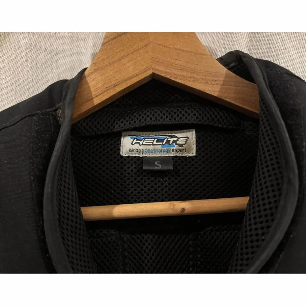 Air bag equithème ( Helite) noir