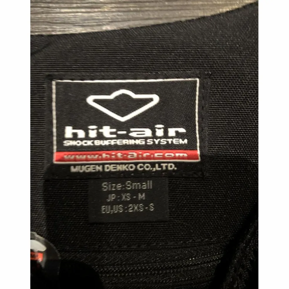 Air bag hit air