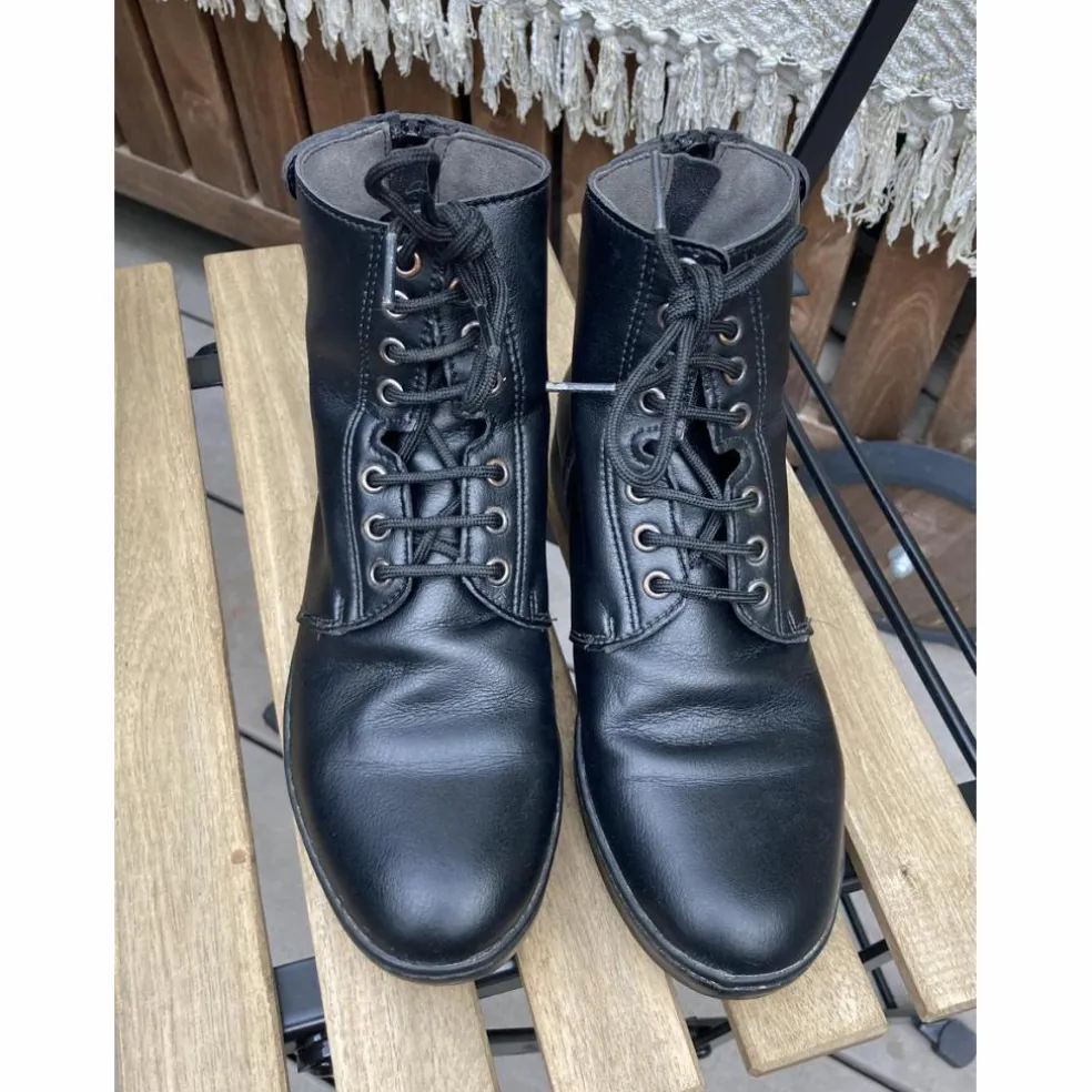 Boots synthétique