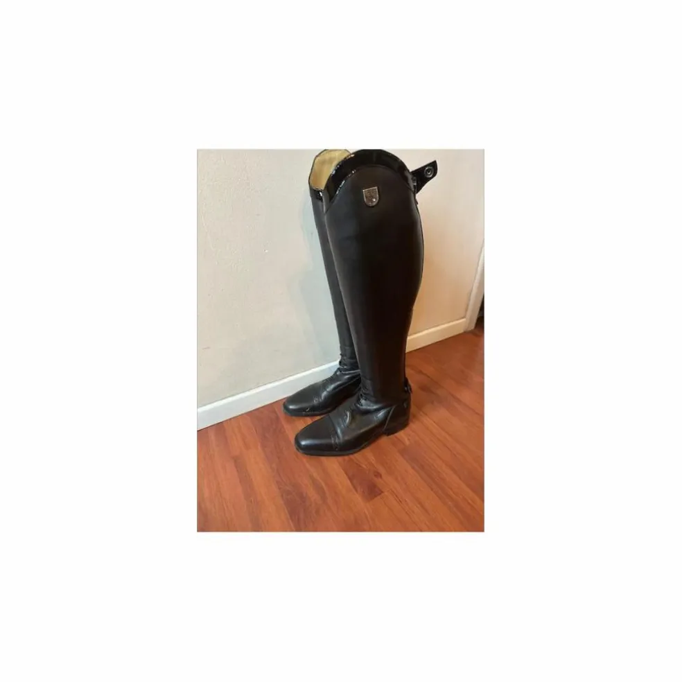 Botte en cuir TUCCI taille 40