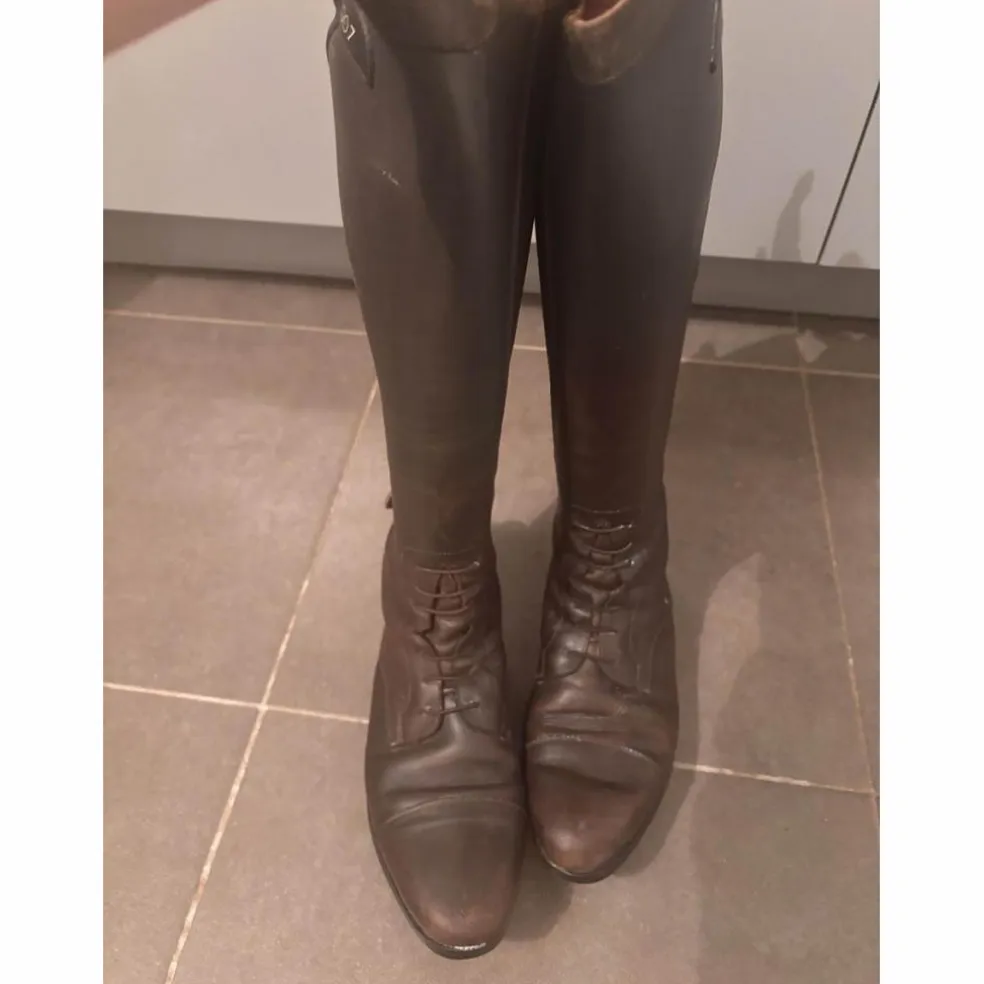 Bottes d’équitation en cuir marron – Taille 42L/0