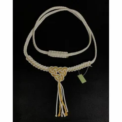 cordelette blanche et or
