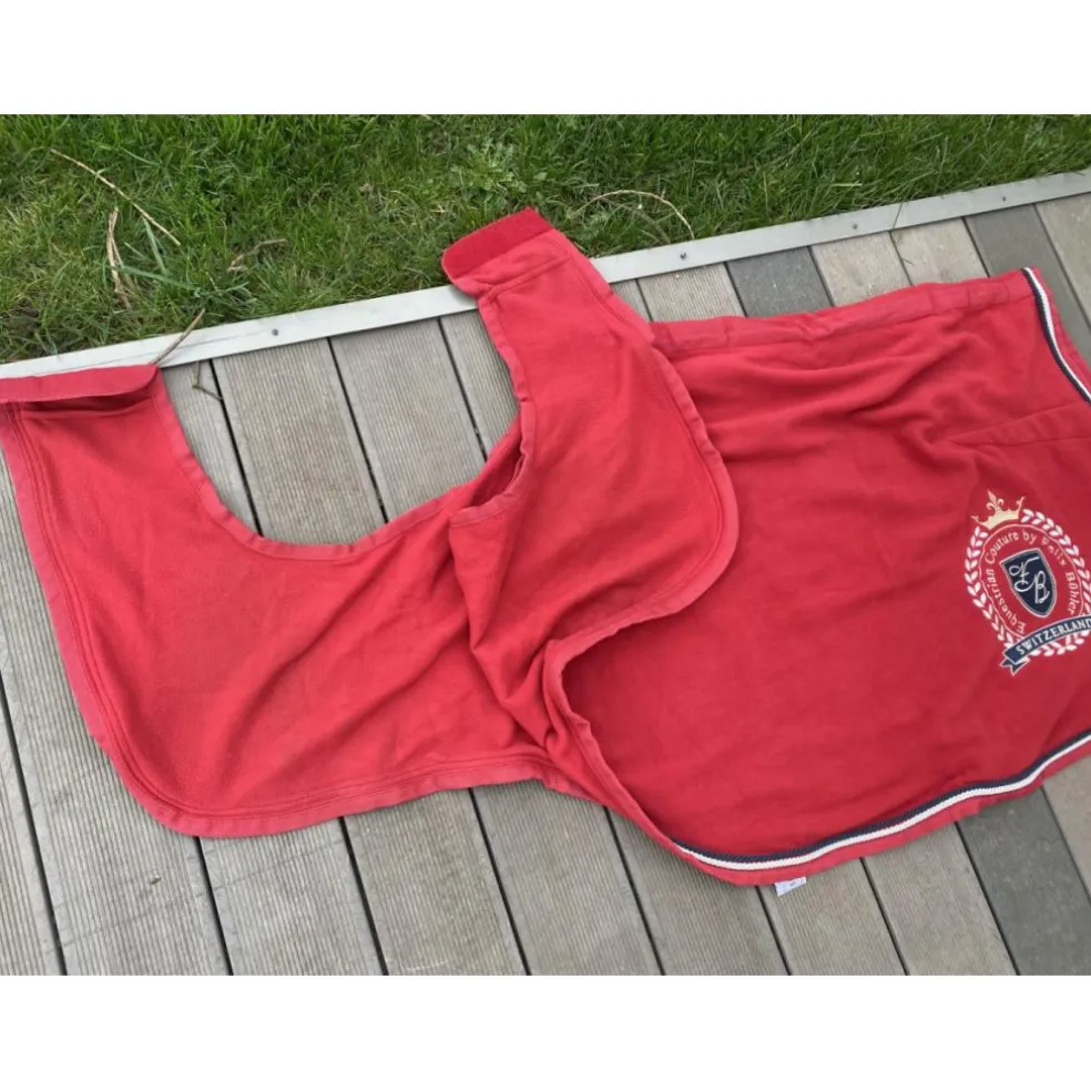 Couvre reins rouge polaire Félix Buhler