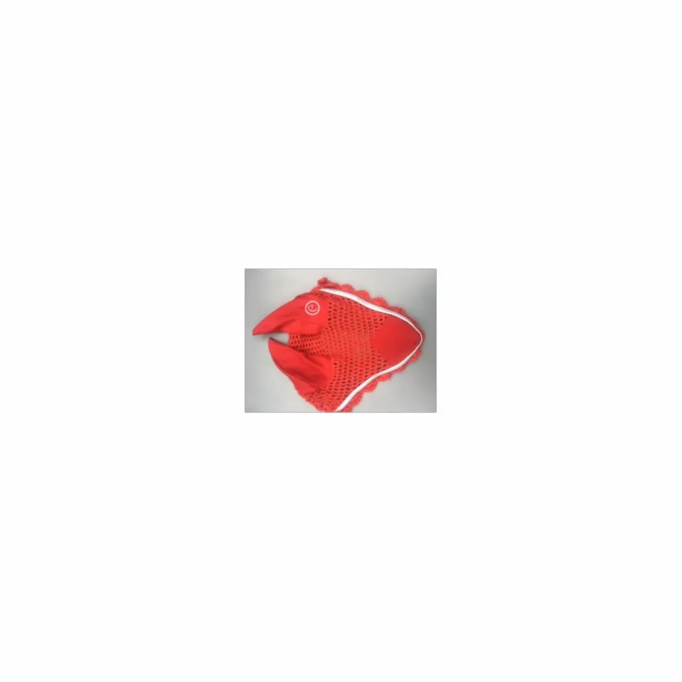 ensemble rouge bonnet bandes et tapis