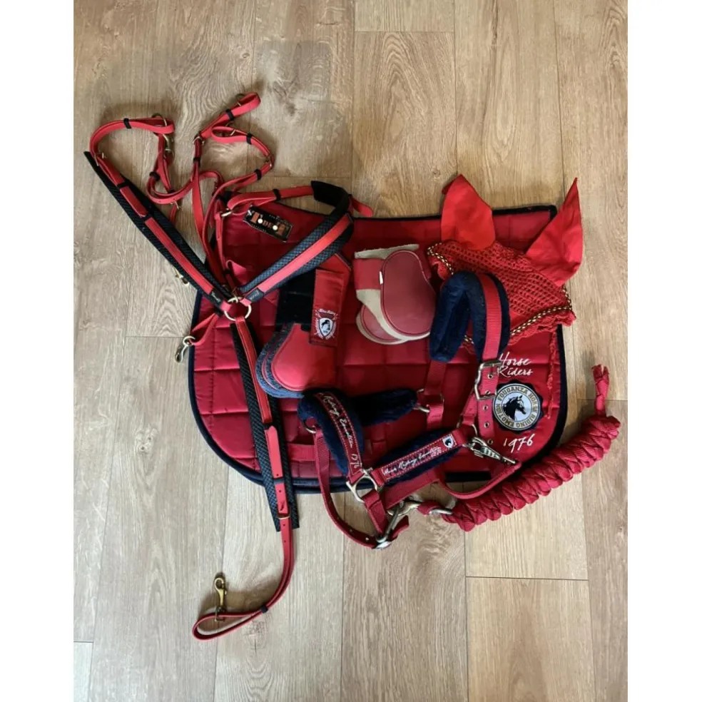 Ensemble rouge comme neuf !