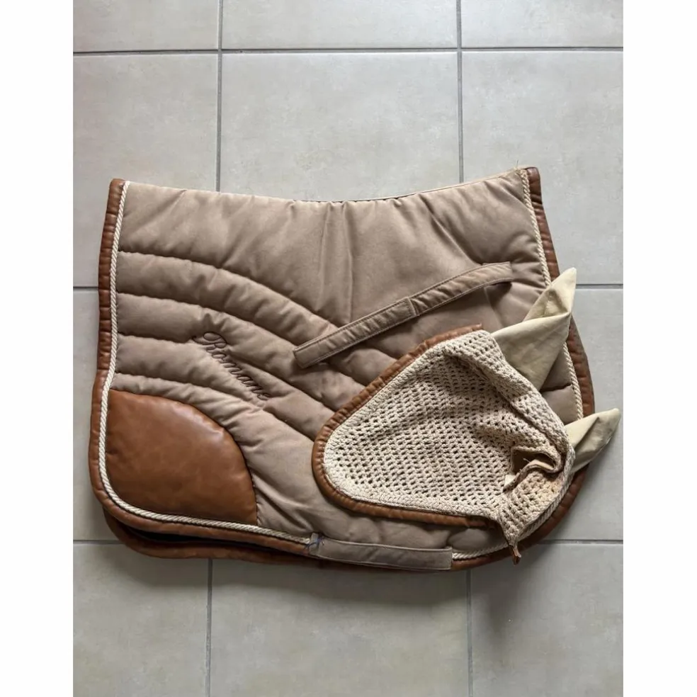 Ensemble tapis + bonnet marron