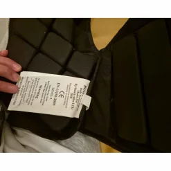 gilet de cross noir