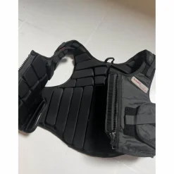 gilet de protection noire
