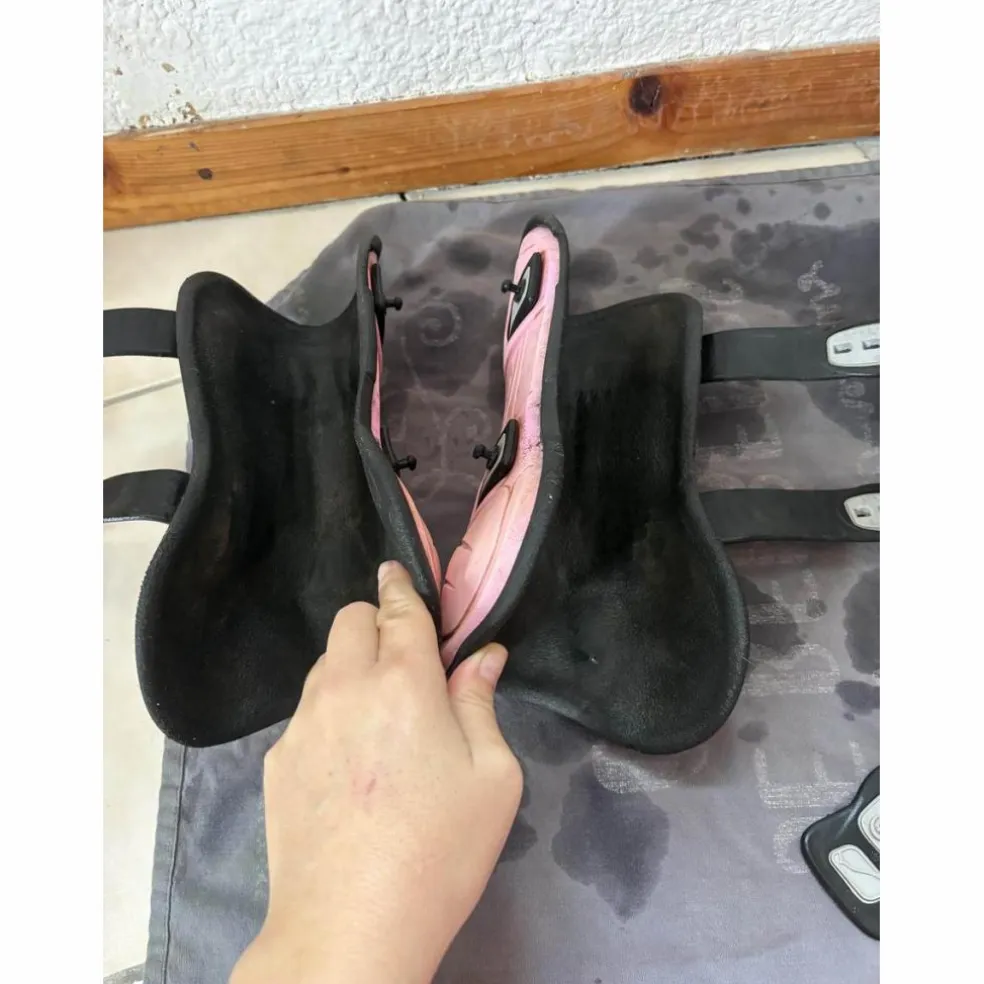 Guêtres + Protège-boulets HEXA rose – matière imperméable, facile à nettoyer
