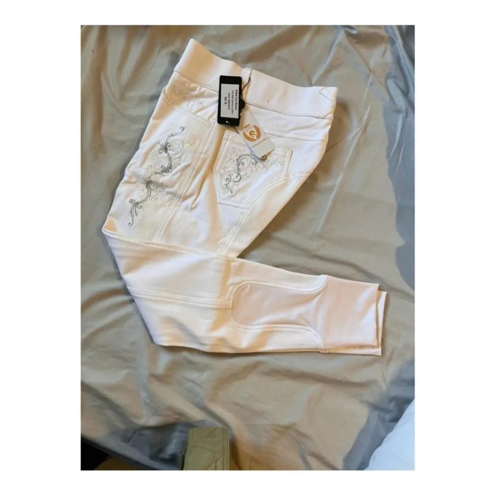Pantalon Neus avec son etiquette marque Eponia talle 36-38