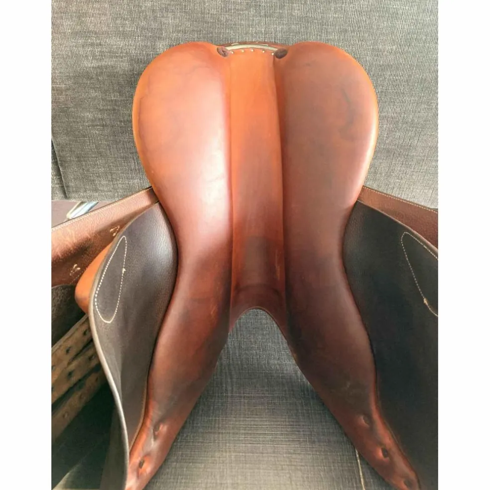 Selle Butet semi-plate 17"