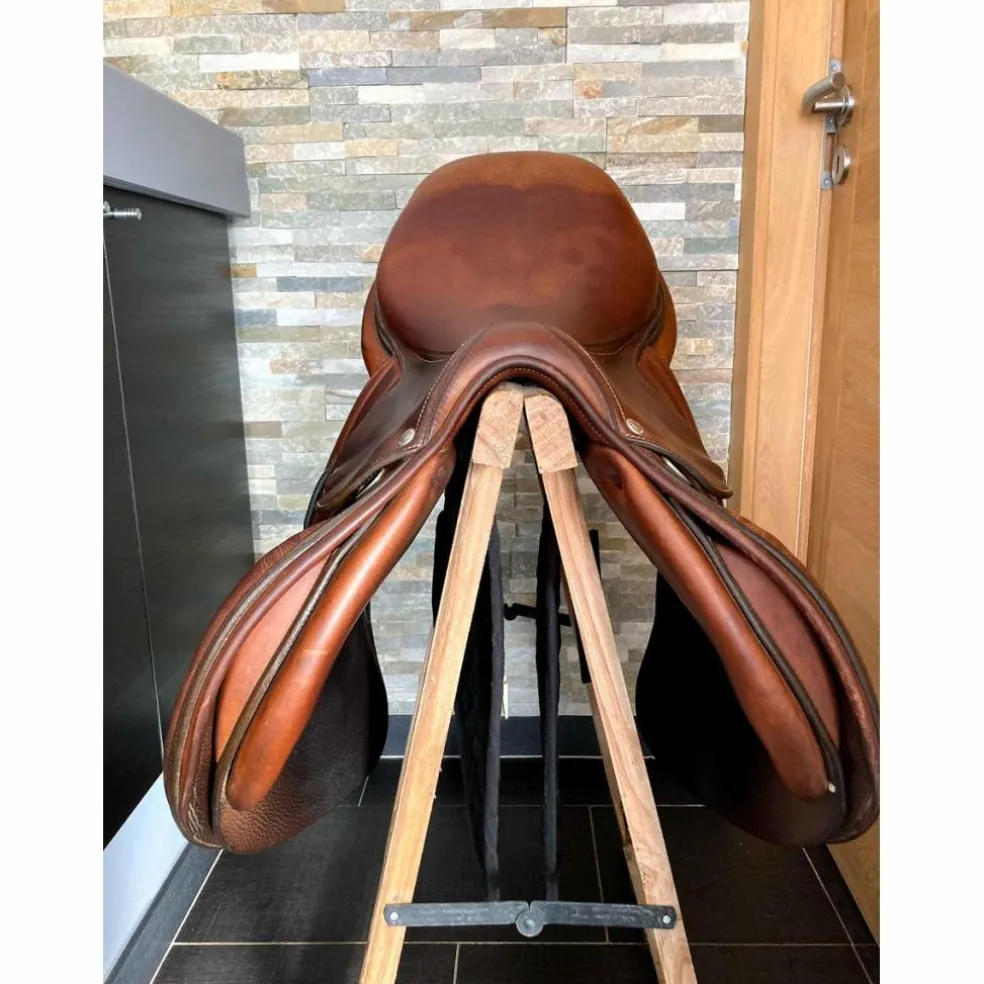 Selle Butet semi-plate 17"