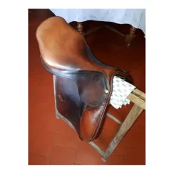 SELLE DE DRESSAGE 17