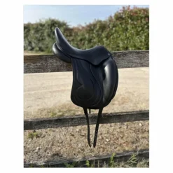 Selle de Dressage Antares cadence 17’´
