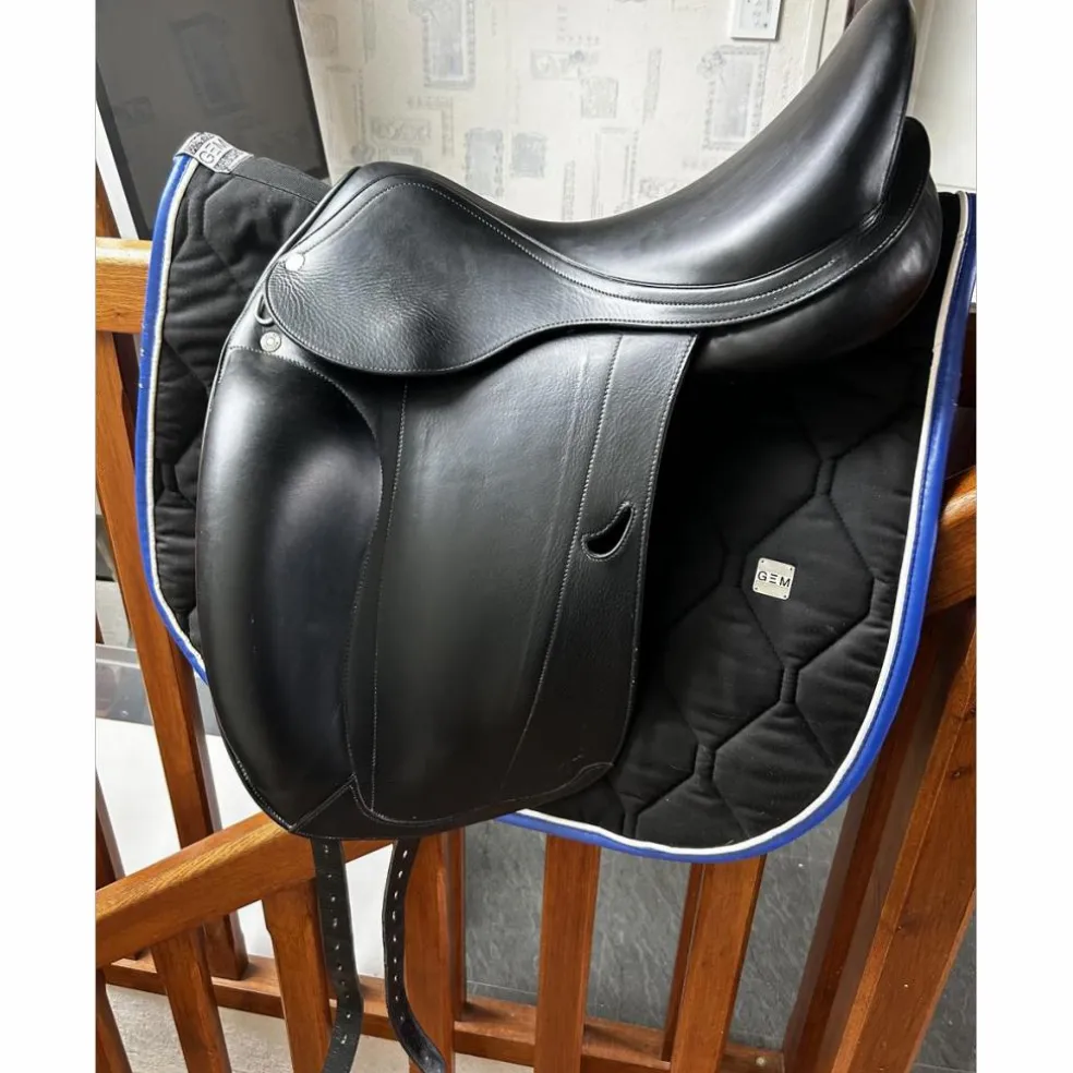 Selle de dressage Equipe Emporio