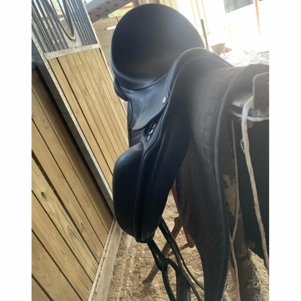 Selle de dressage Eric Thomas fitter