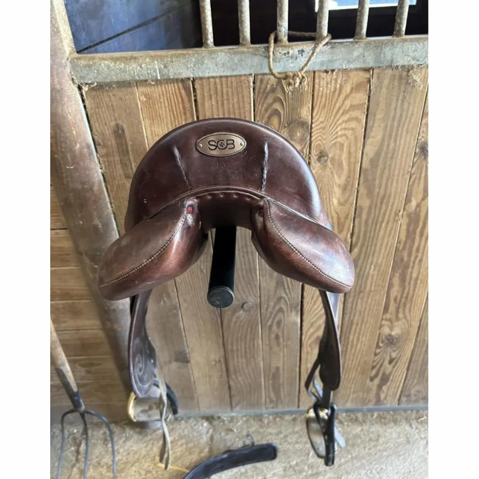 Selle de dressage scb