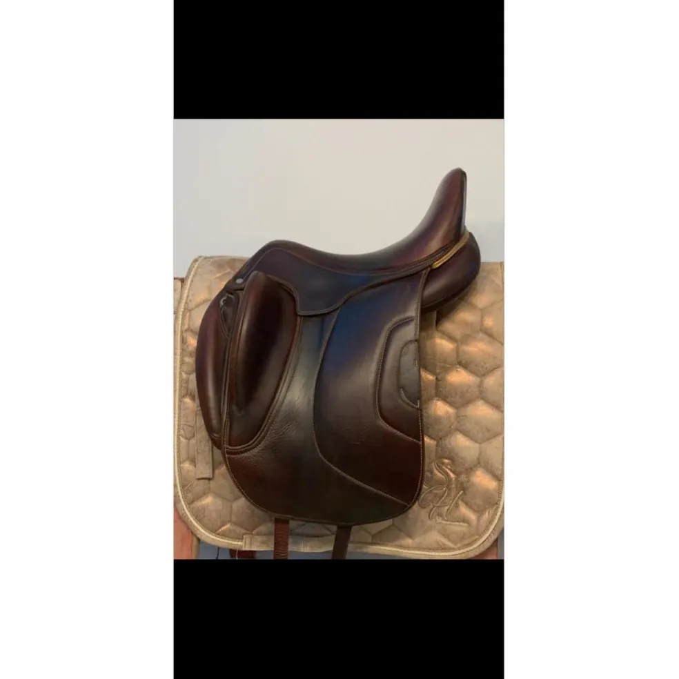 Selle dressage