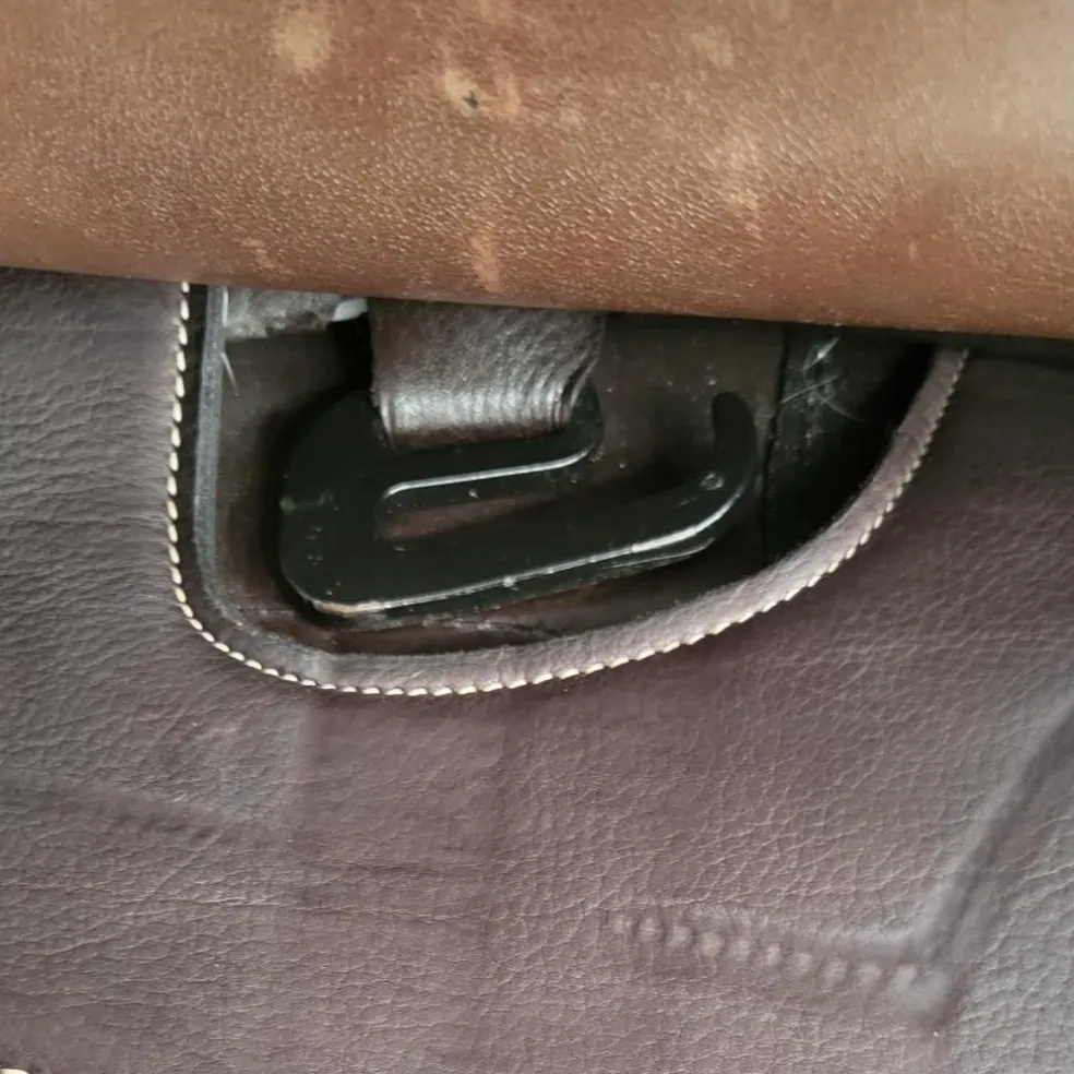 Selle dressage arçon cuir Hidalgo Modèle Chicago 18"