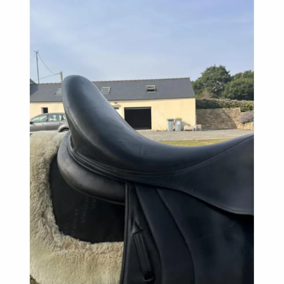 selle dressage belloir saumur noire 17