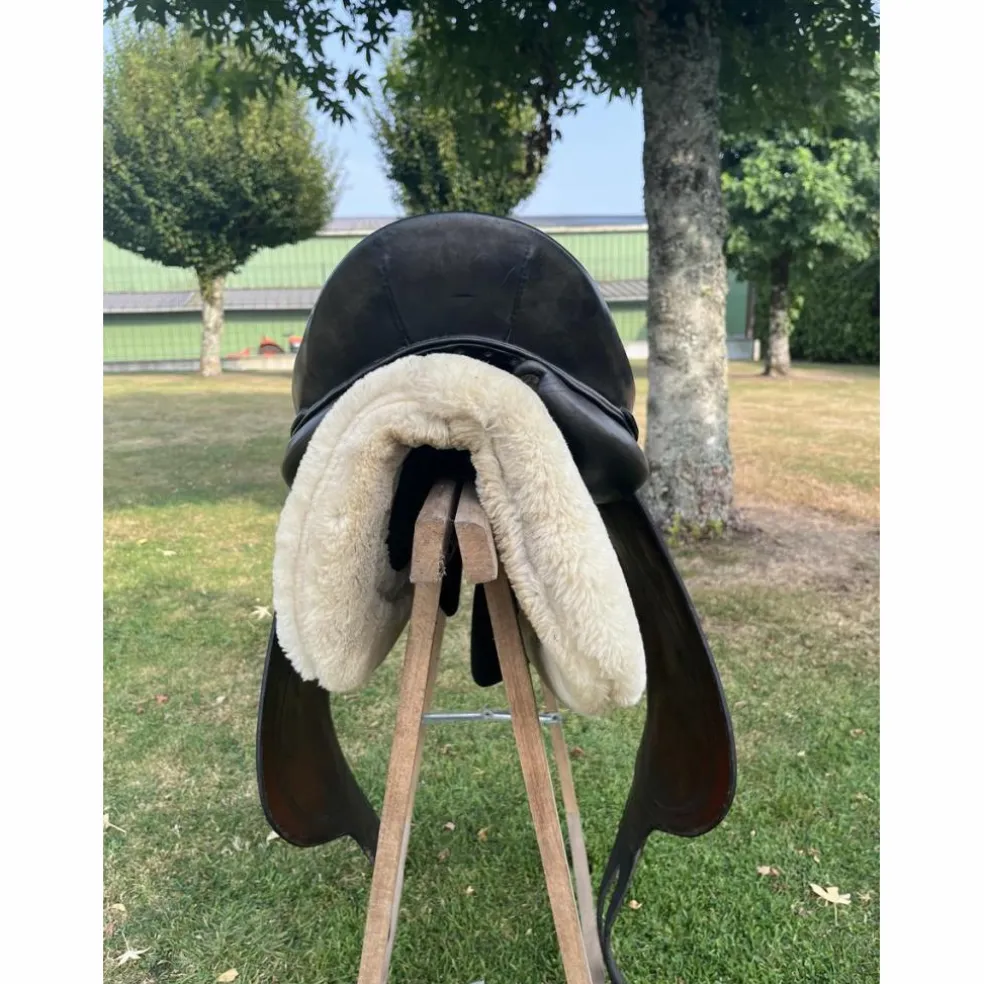selle dressage belloir saumur noire 17