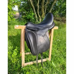 Selle dressage Equiline 17