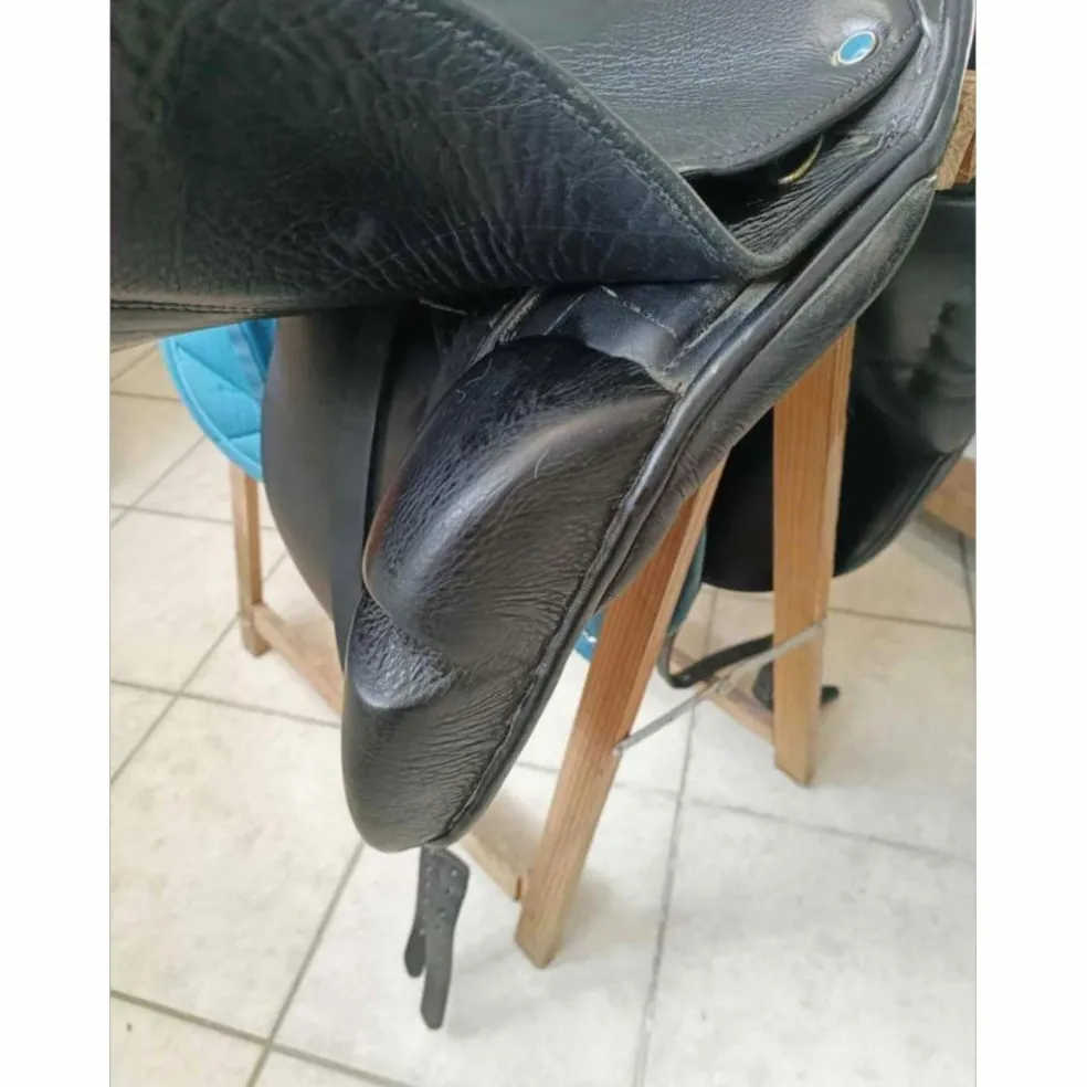Selle dressage stubben
