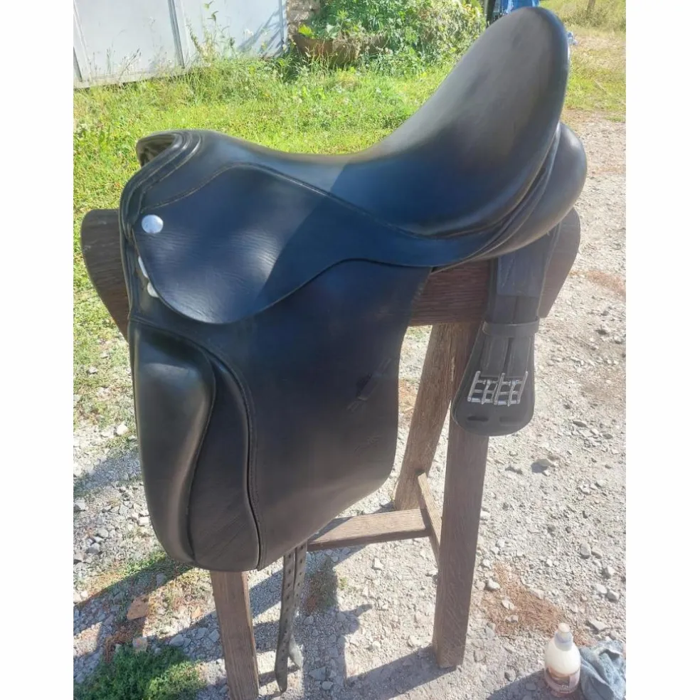 Selle dressage Zaldi New kent 17,5