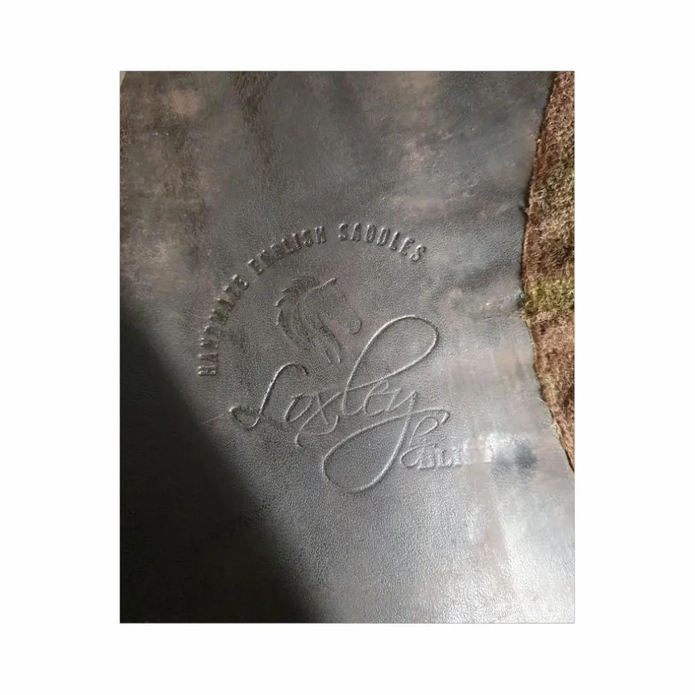 Selle mixte cuir 17,5 pour haut garrot