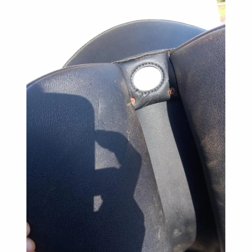 SELLE WINTEC 17" MIXTE CAIR NOIRE NEUVE
