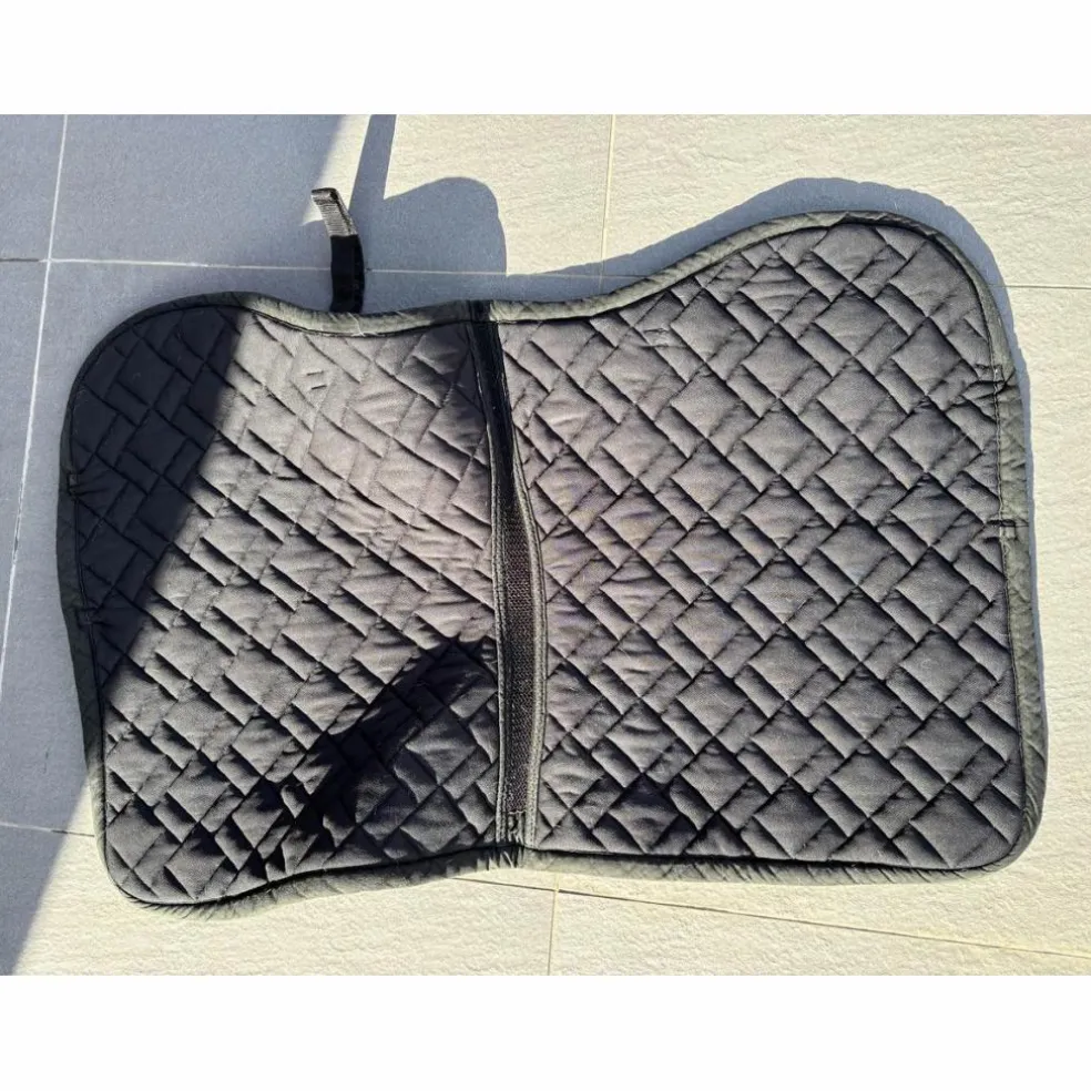 Tapis noir Equithème