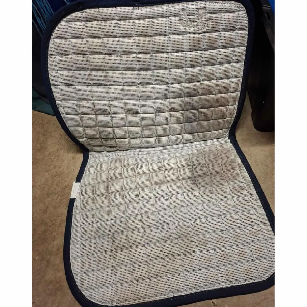 Tapis Pénélope bleu marine