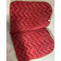 tapis rouge équi-thème