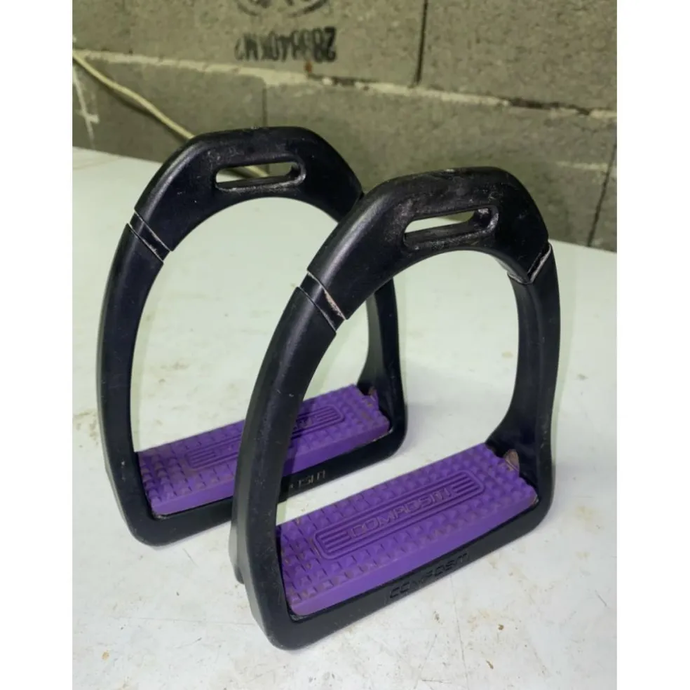 Étriers compositi noirs semelles mauves