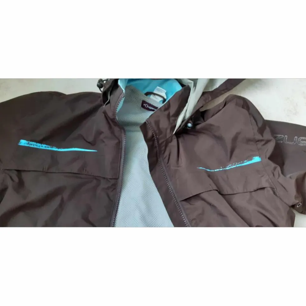 Veste courte Fouganza