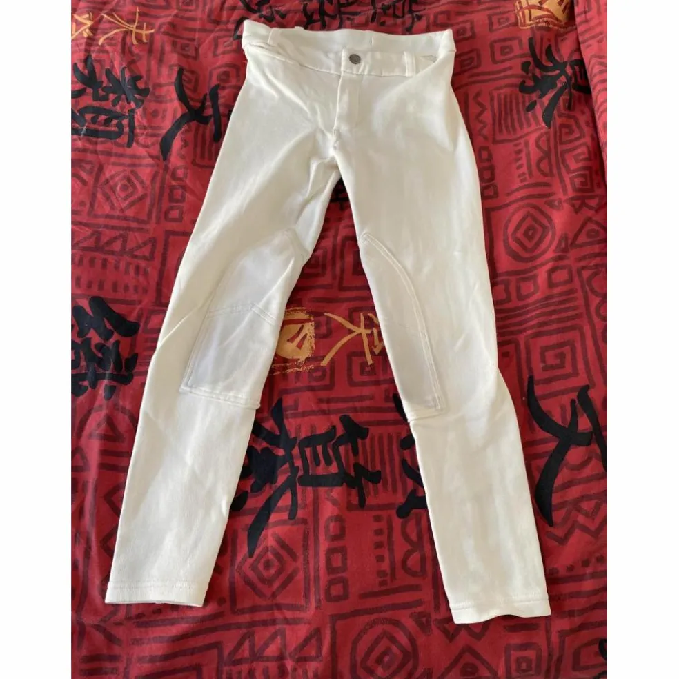 vêtements et chaussants enfant 8-10 ans